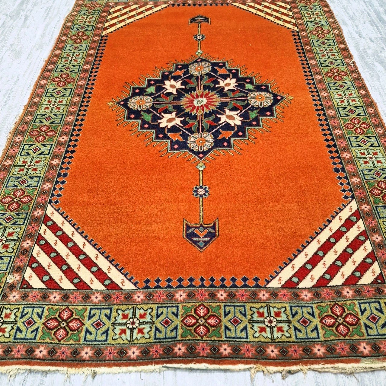carpet-farshboom-8106570879