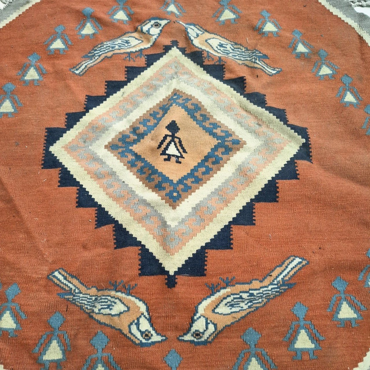 carpet-farshboom-8185388765