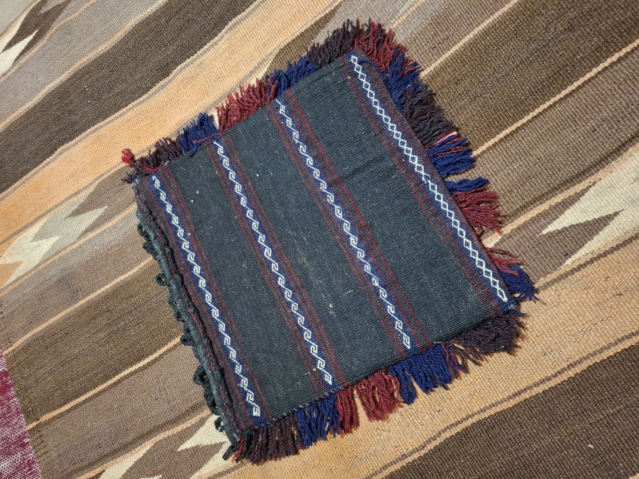 carpet-farshboom-8303840155