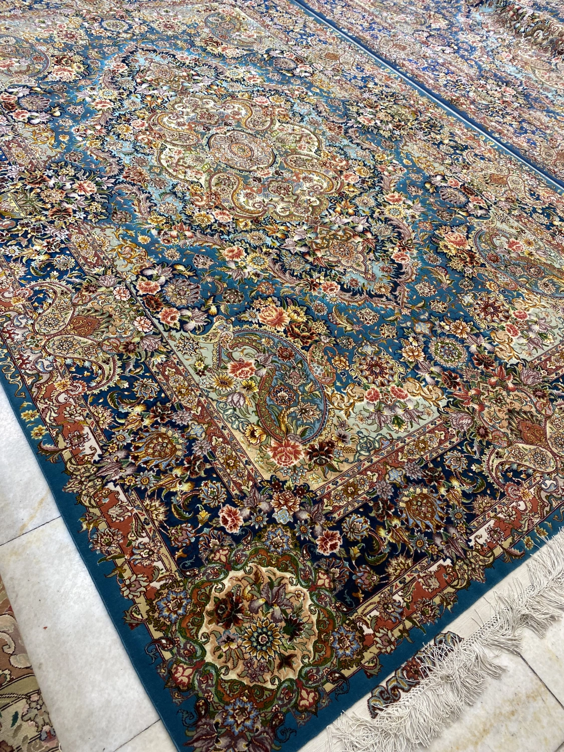 carpet-farshboom-8579471526