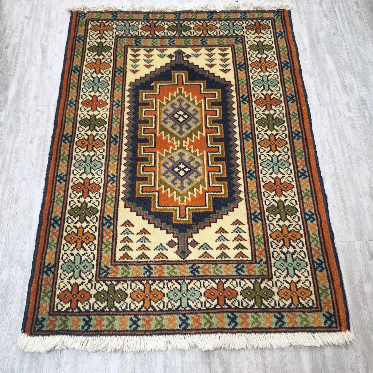 carpet-farshboom-8589397893