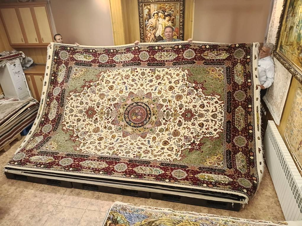 carpet-farshboom-9427741846