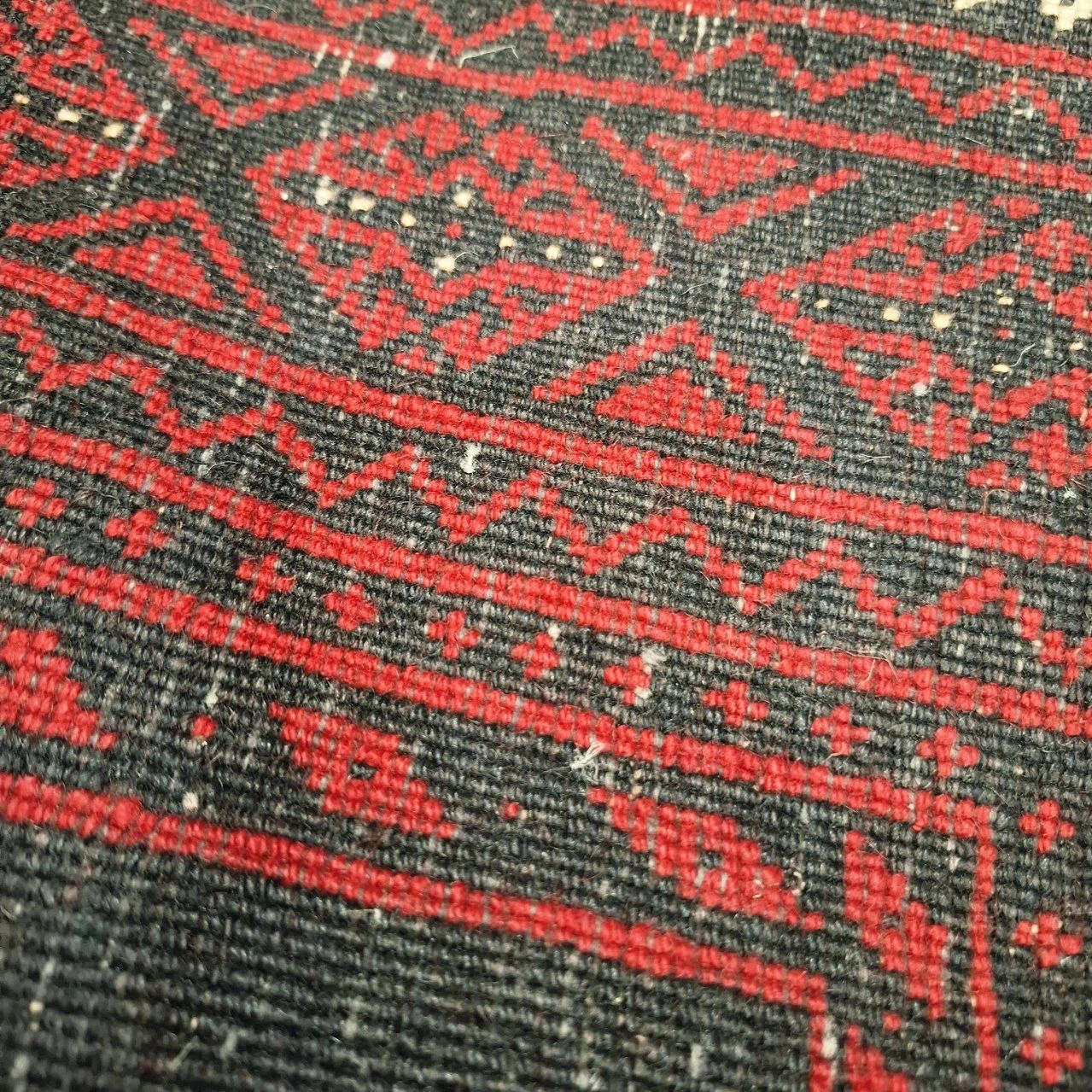 carpet-farshboom-9758966345
