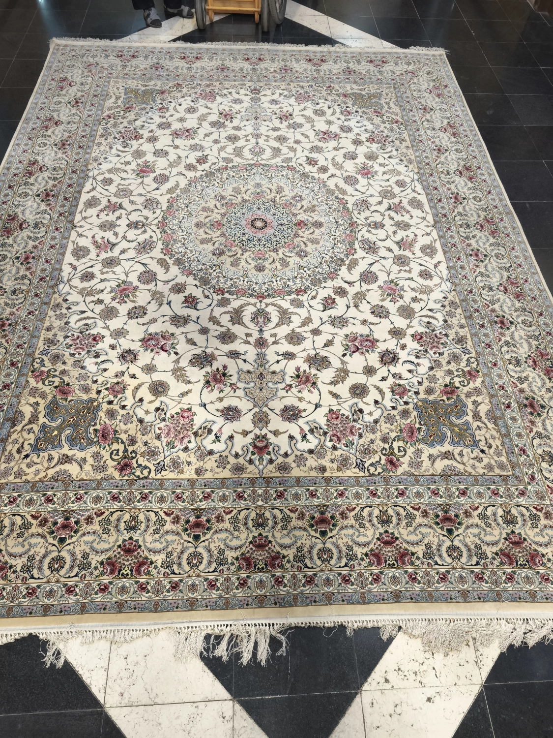 carpet-farshboom-9878506764