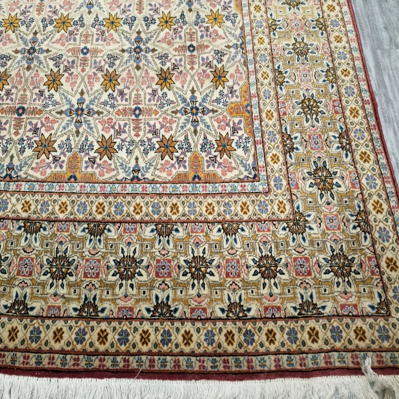 carpet-farshboom-1273194912