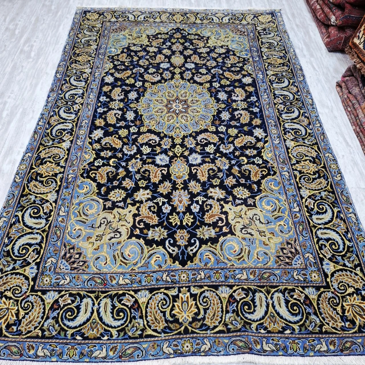 carpet-farshboom-1690308783