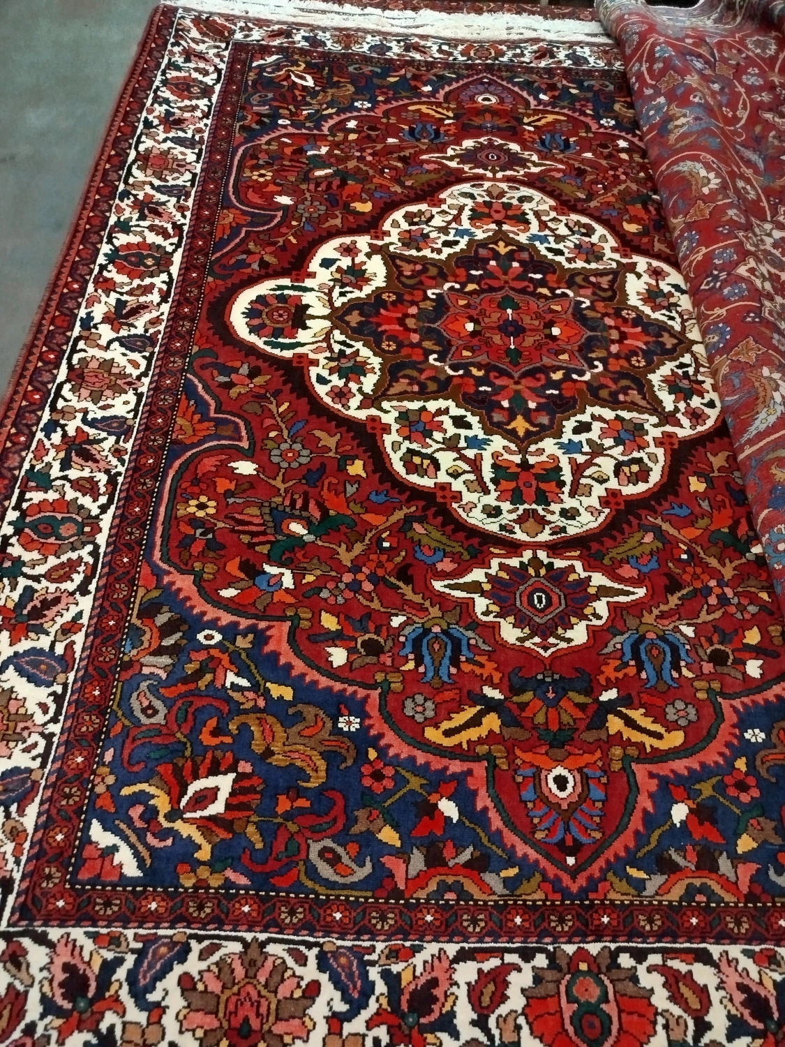 carpet-farshboom-1811083632
