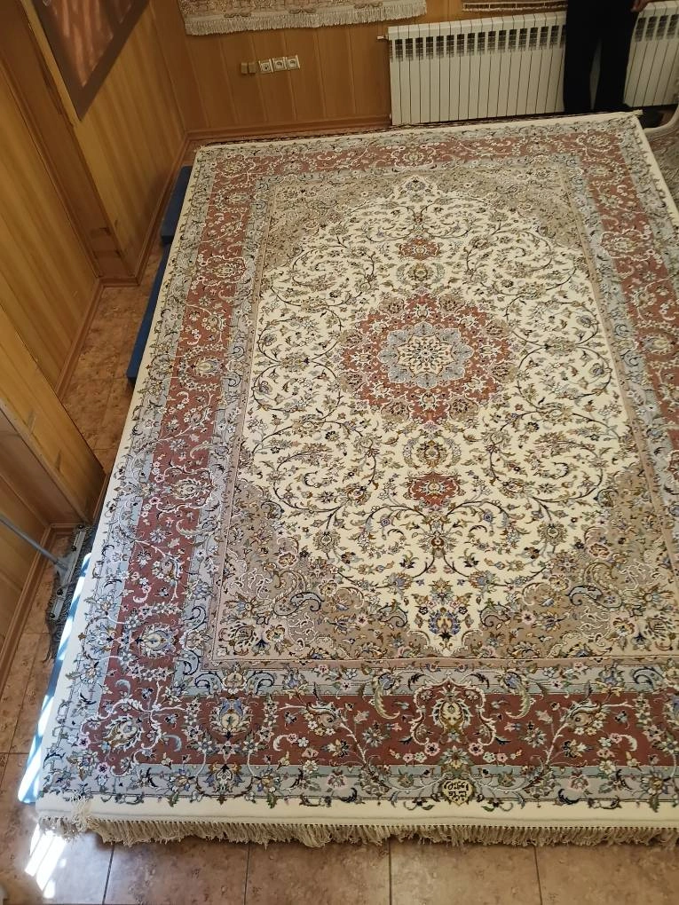 carpet-farshboom-1964932782