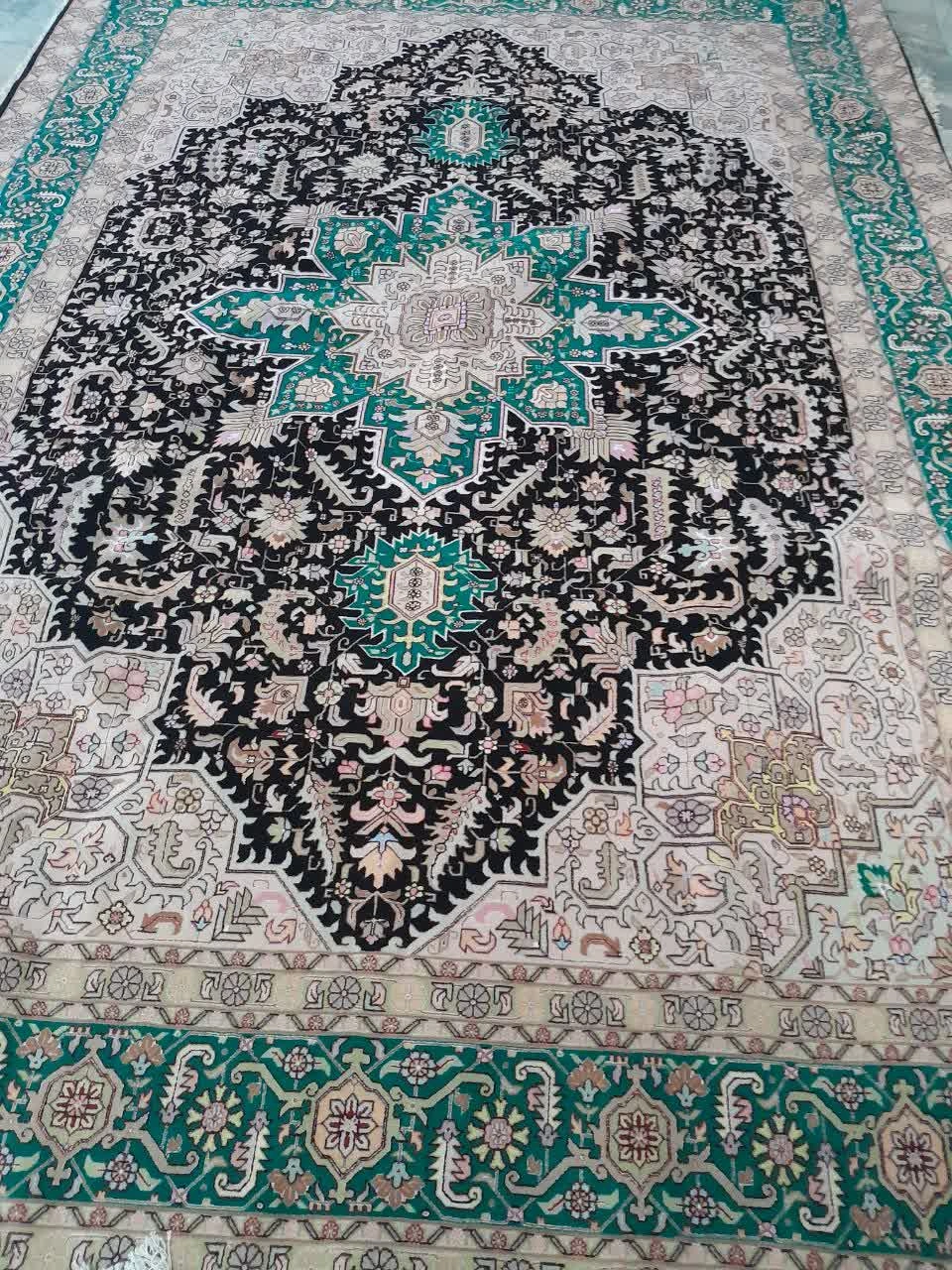 carpet-farshboom-2032884897