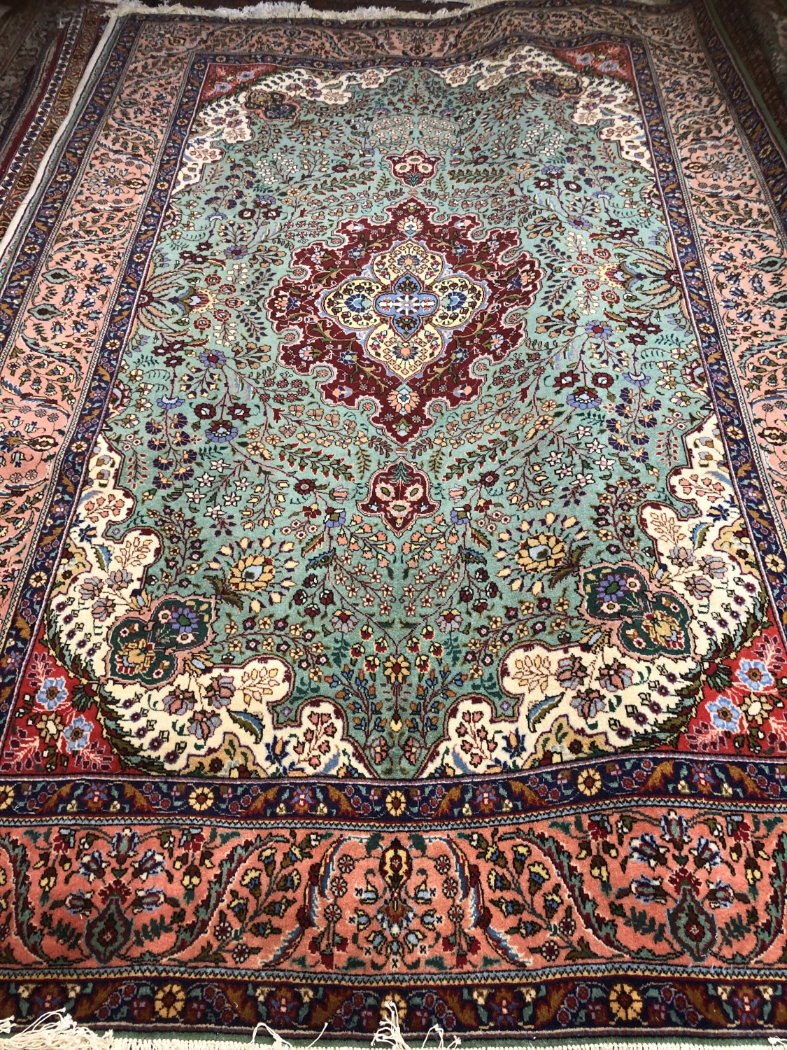 carpet-farshboom-2305168808