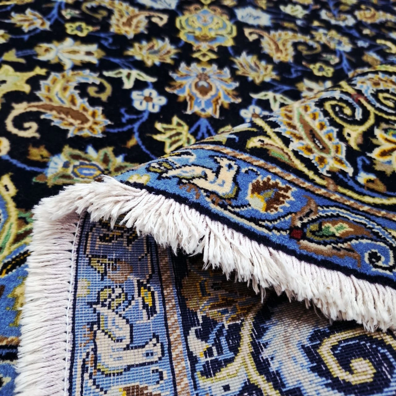 carpet-farshboom-2507998881