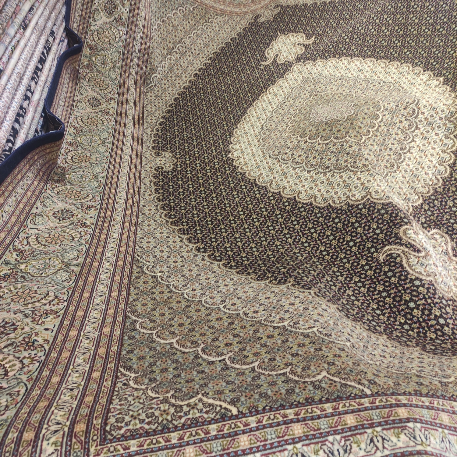 carpet-farshboom-2547677139