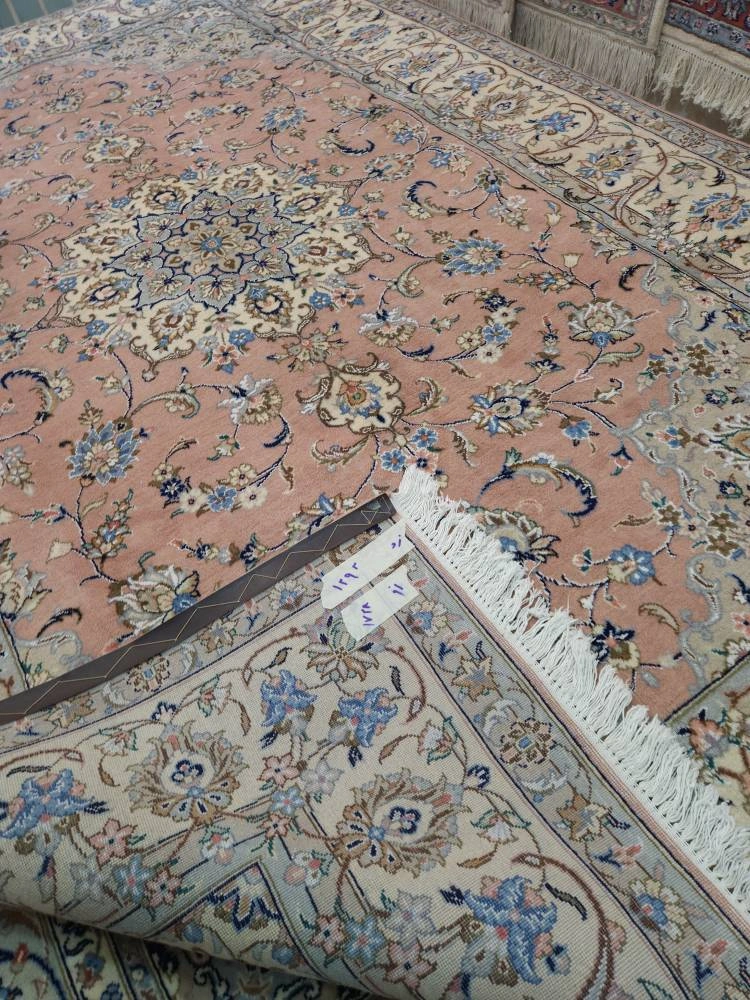 carpet-farshboom-2634338716