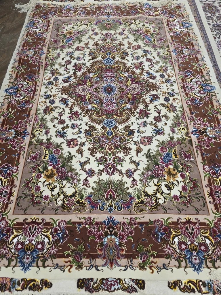 carpet-farshboom-2814702759