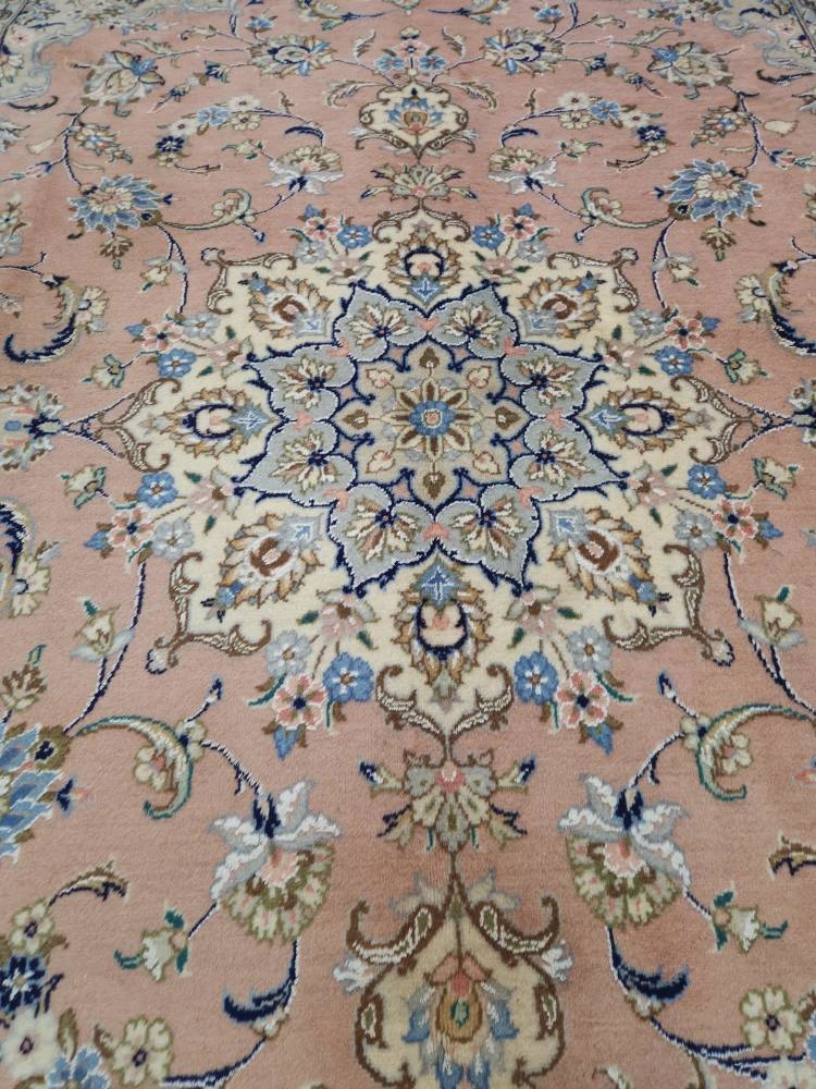 carpet-farshboom-2815588689