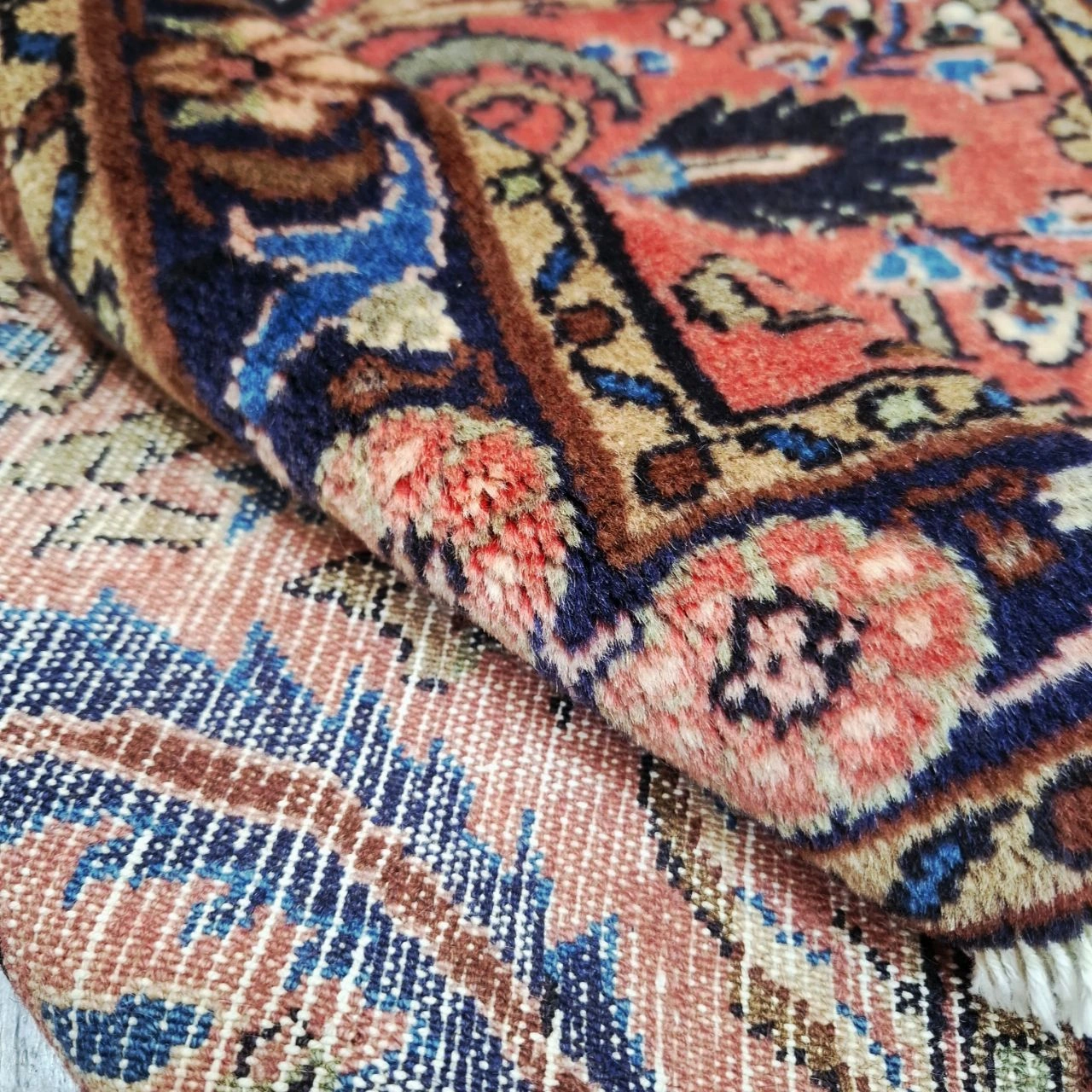 carpet-farshboom-3132868097