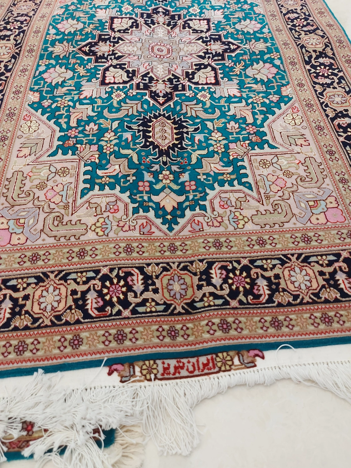 carpet-farshboom-3876886785