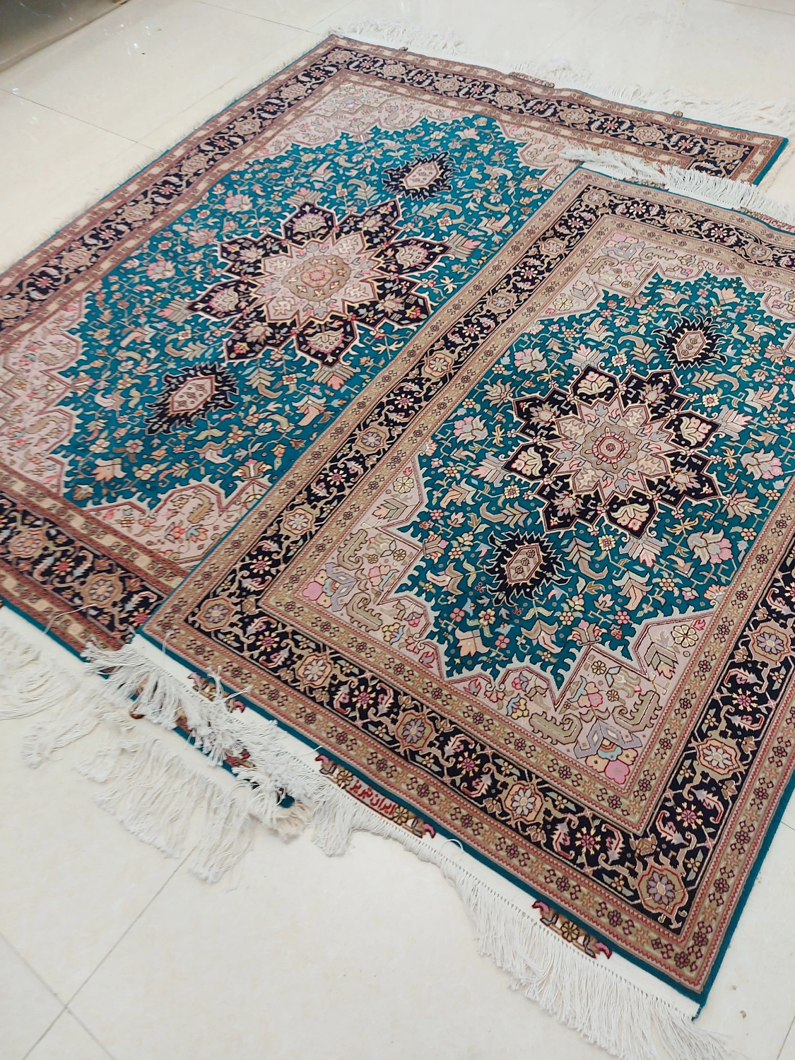 carpet-farshboom-4153378560