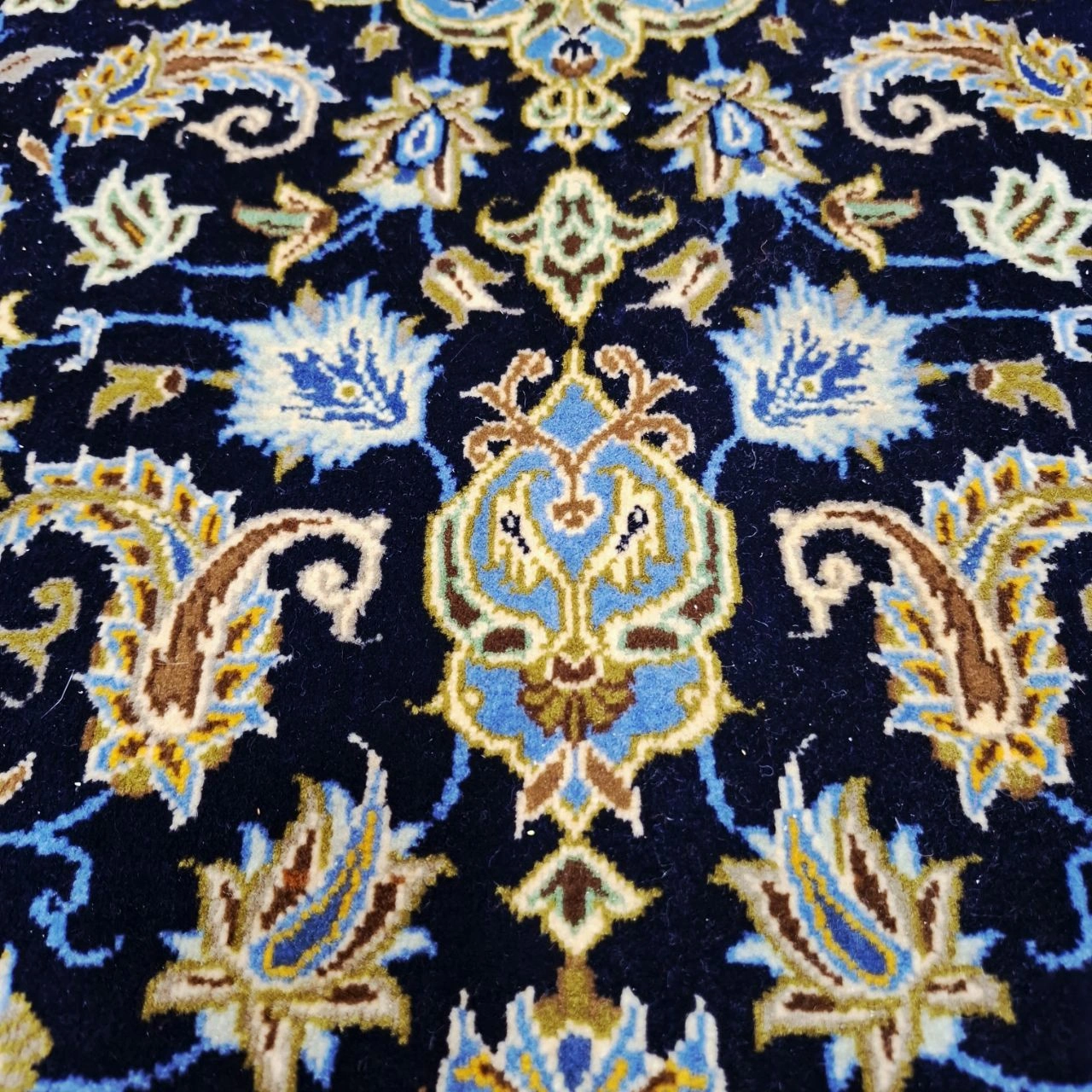 carpet-farshboom-4506316874