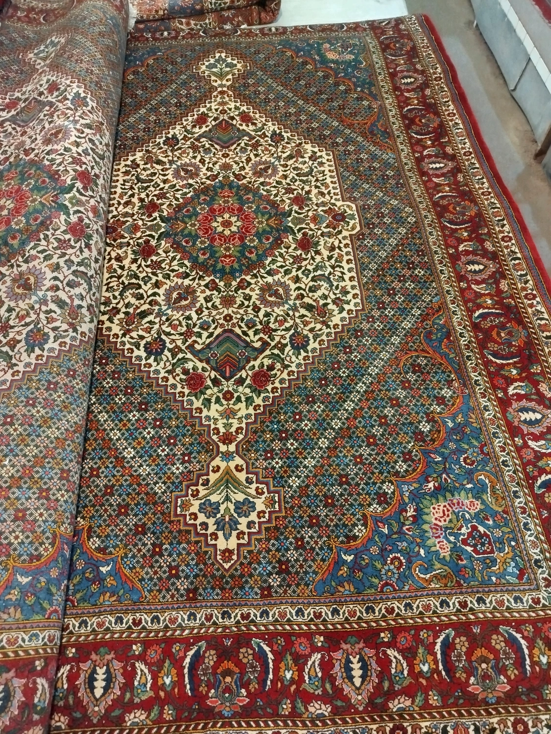 carpet-farshboom-5287789992