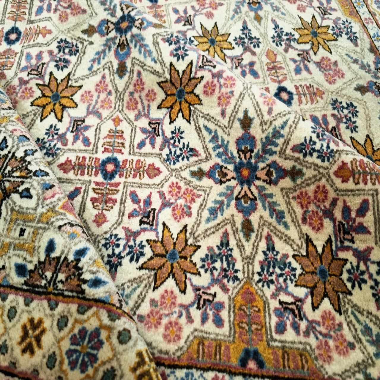 carpet-farshboom-7731369344