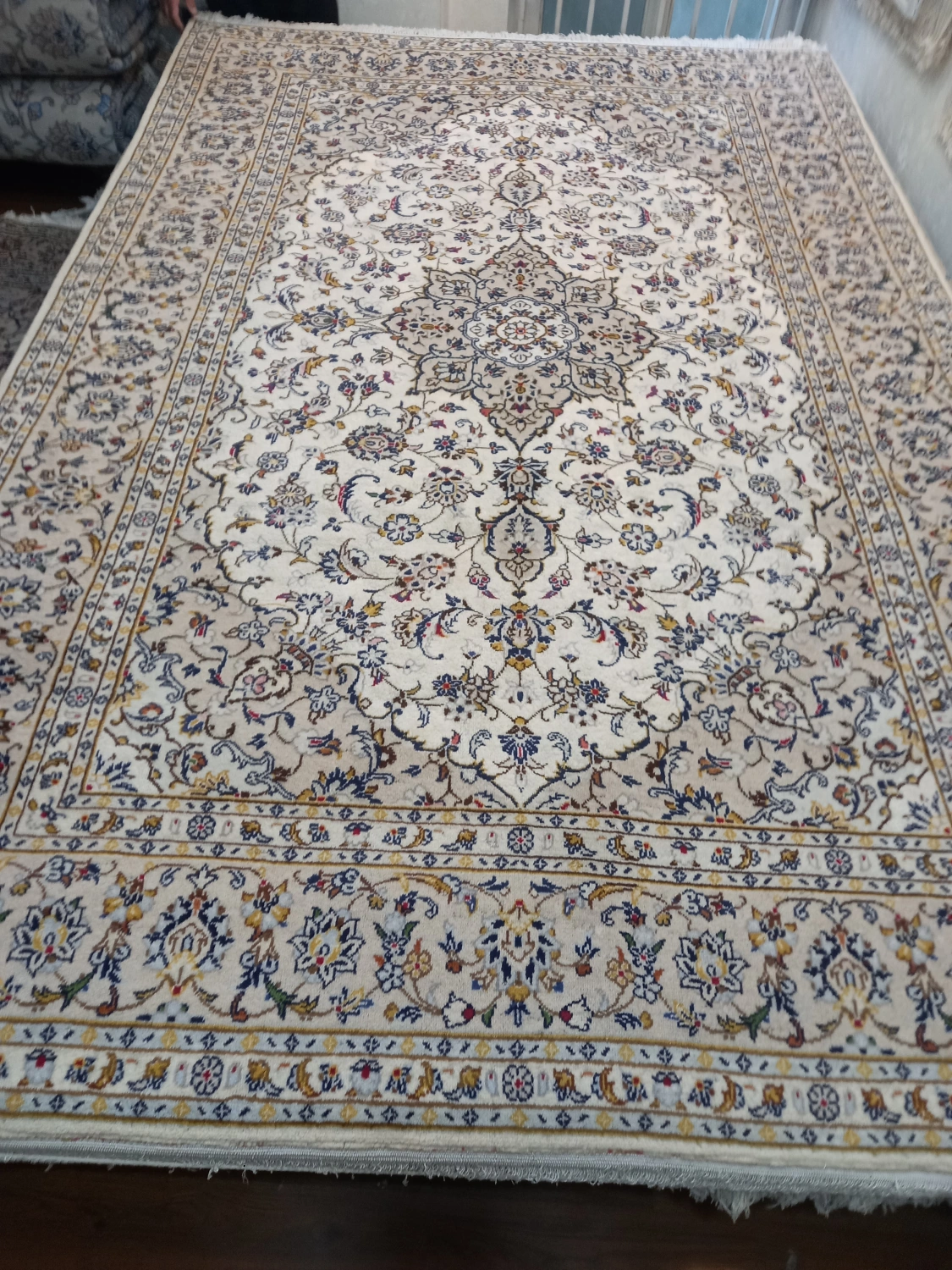 carpet-farshboom-8285640230