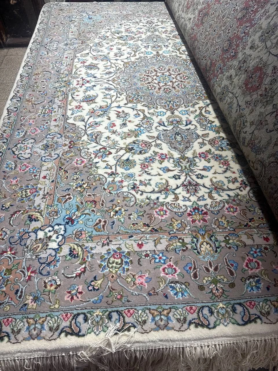 carpet-farshboom-1100916797