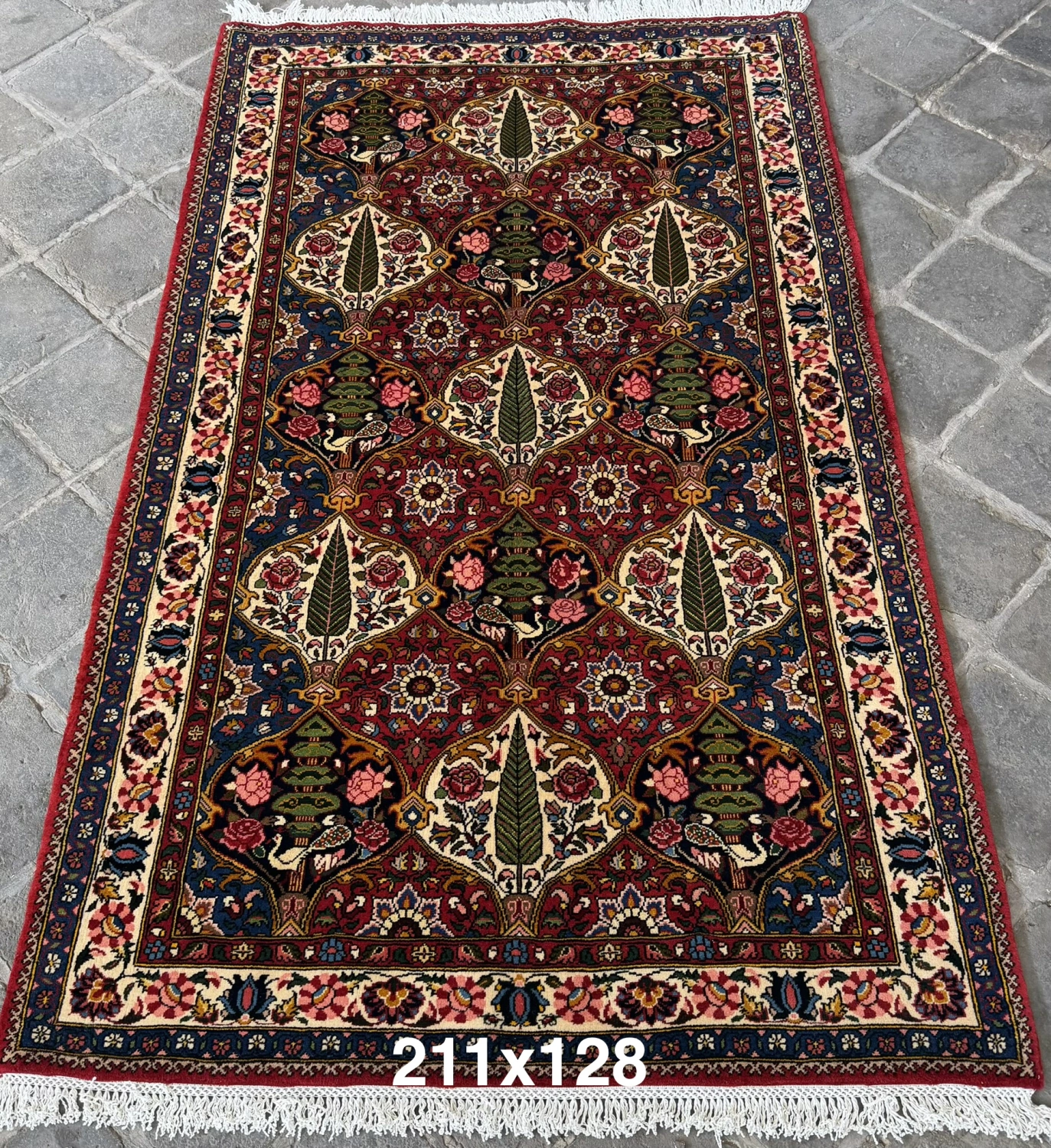 carpet-farshboom-1584113910