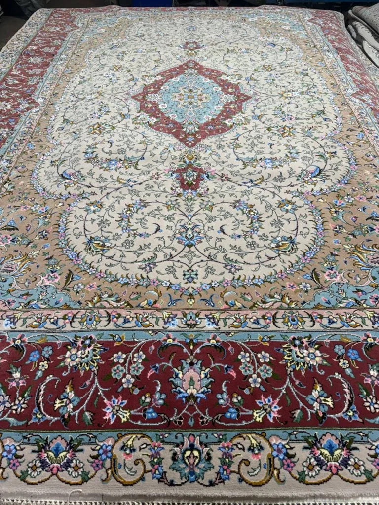 carpet-farshboom-1747773298