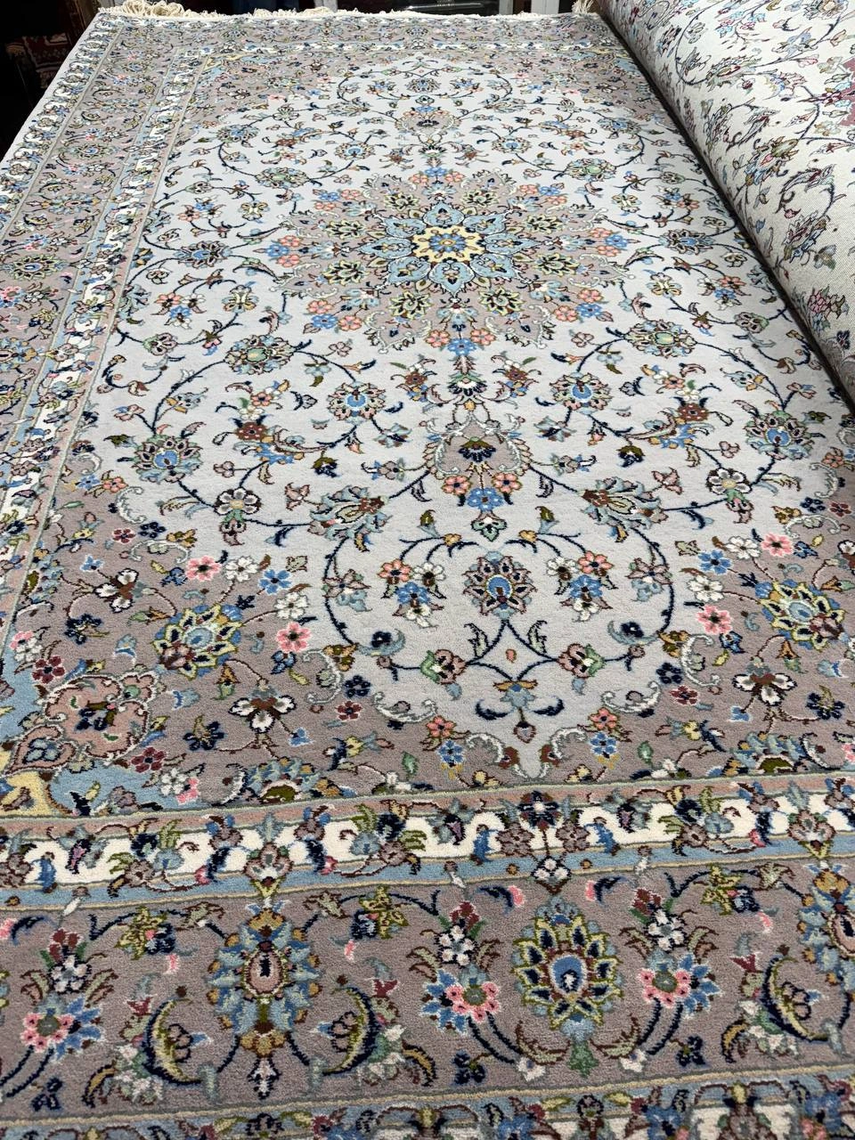carpet-farshboom-2824018939