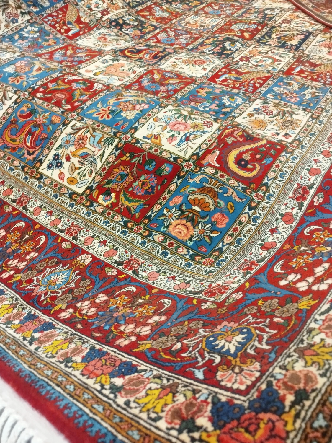 carpet-farshboom-3831090341