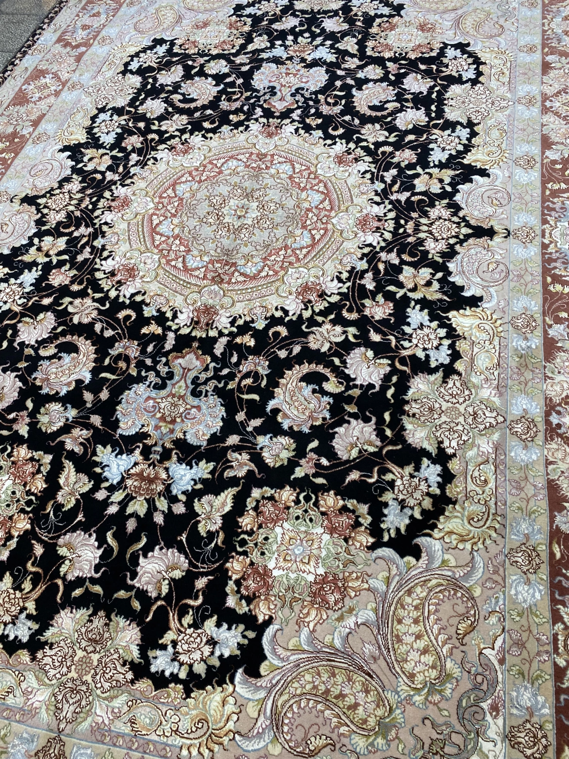 carpet-farshboom-3951098953