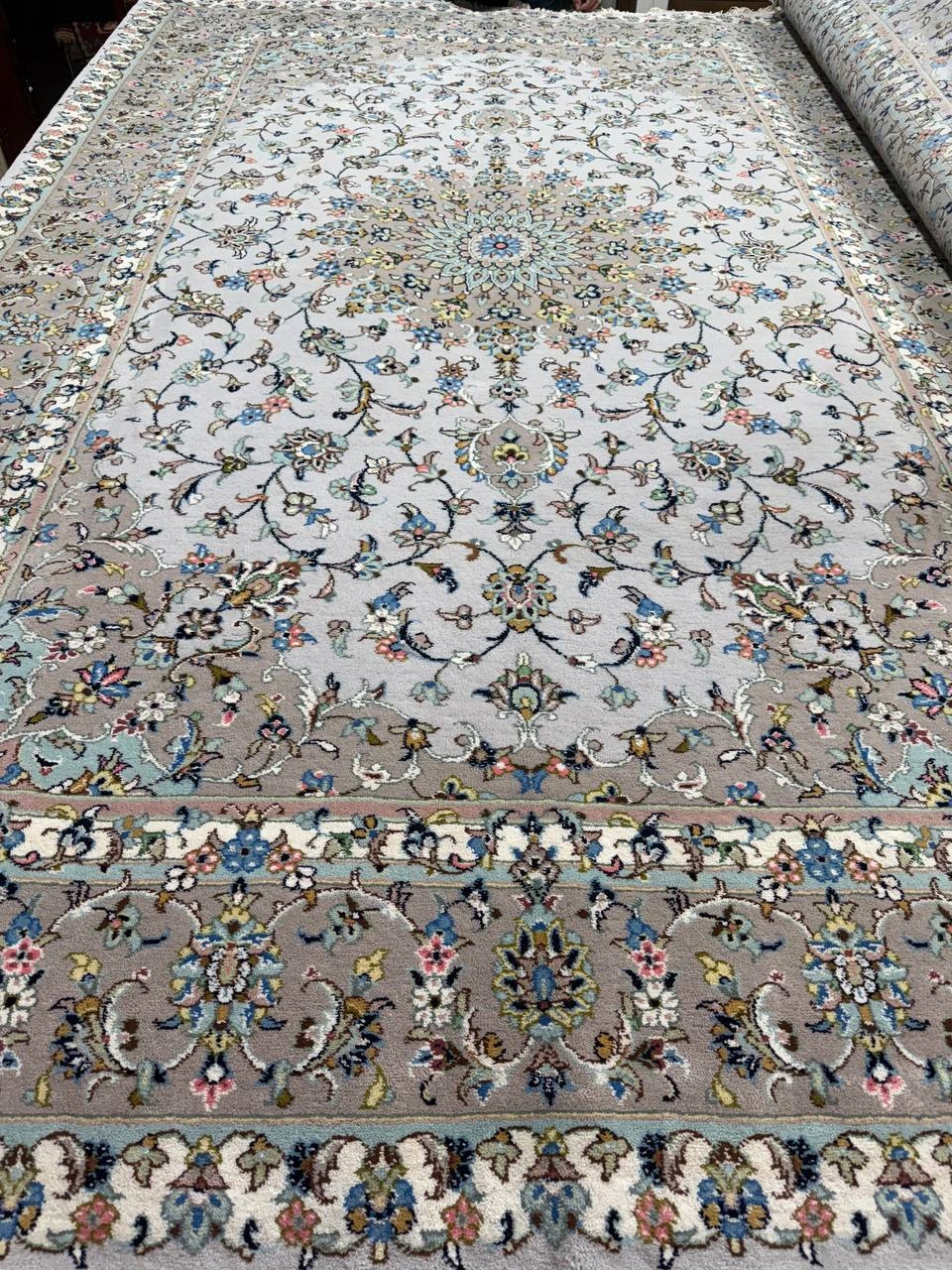 carpet-farshboom-4459650346