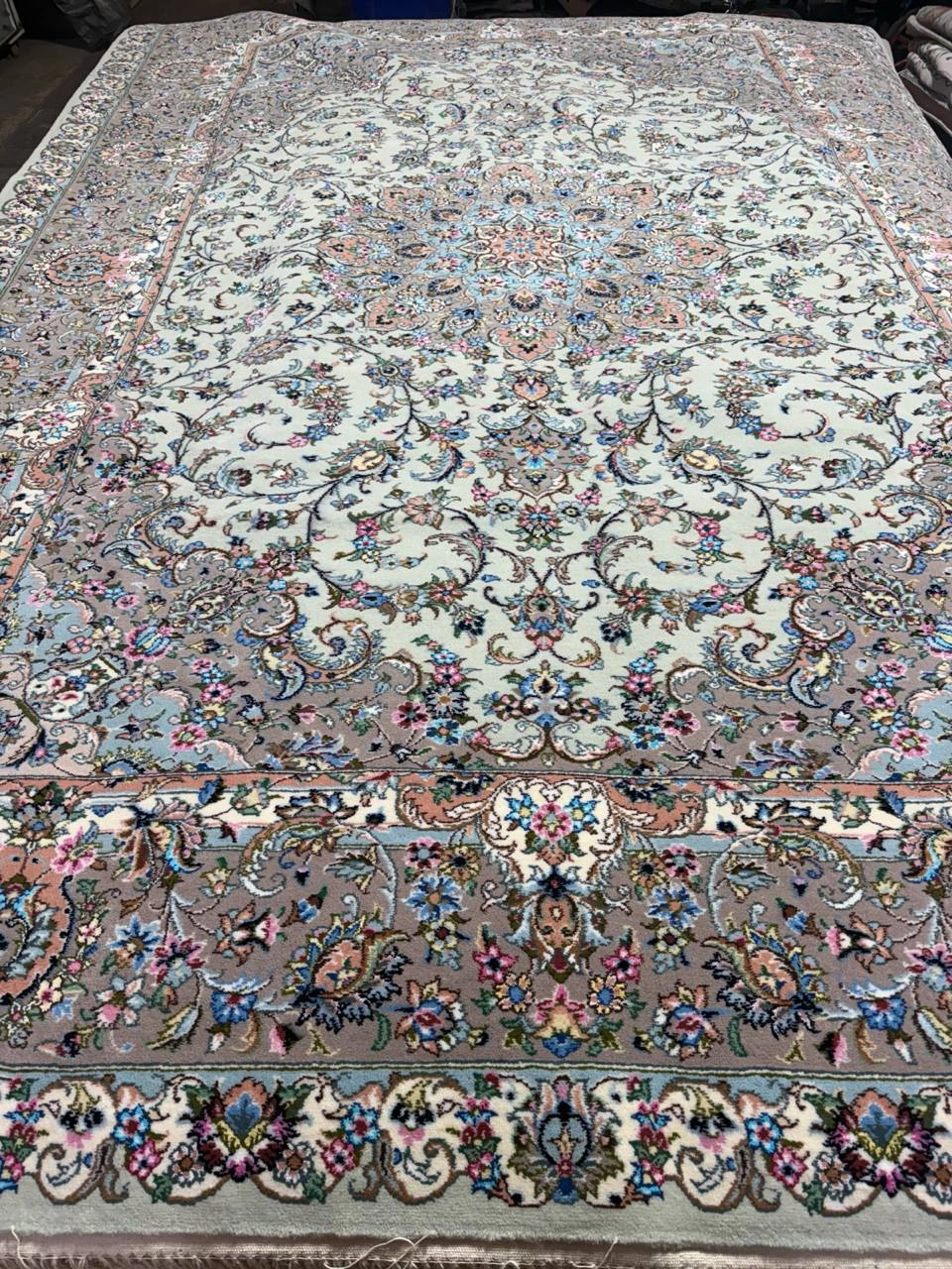 carpet-farshboom-4785130985
