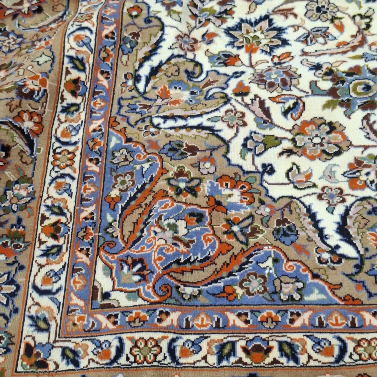 carpet-farshboom-5028885835