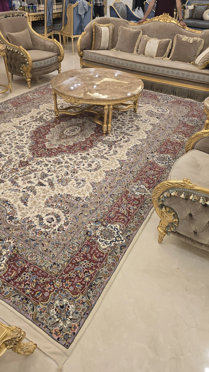 carpet-farshboom-5146115244
