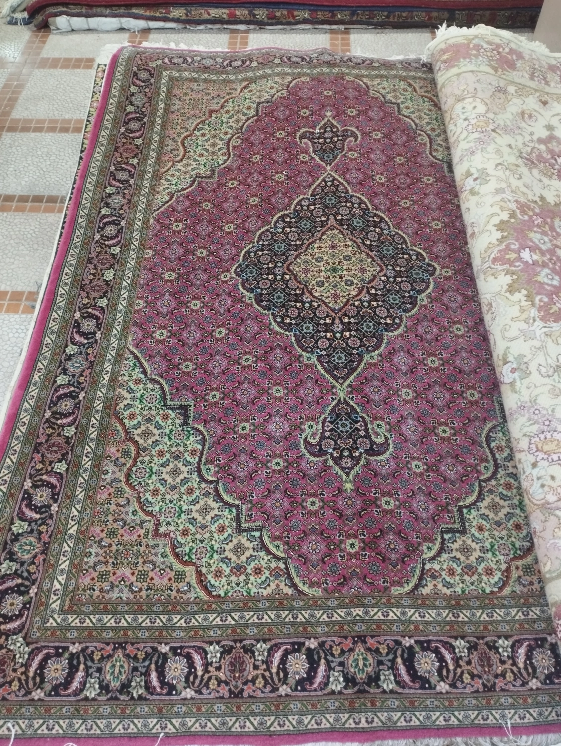 carpet-farshboom-5786609875