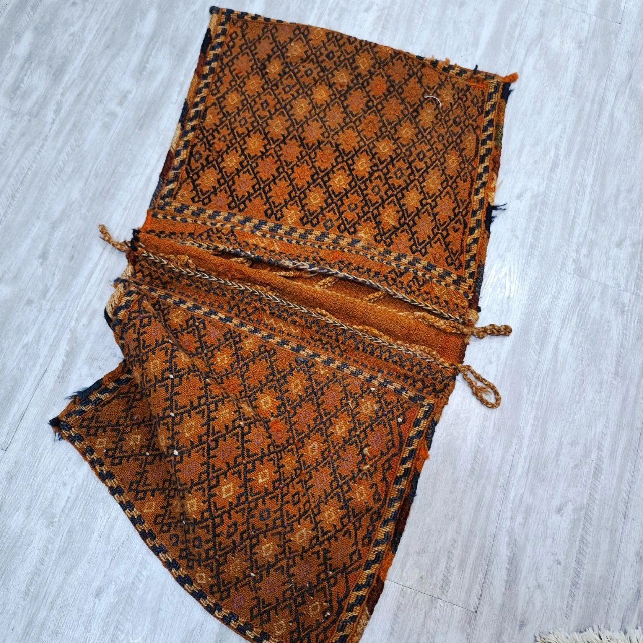 carpet-farshboom-7564049423