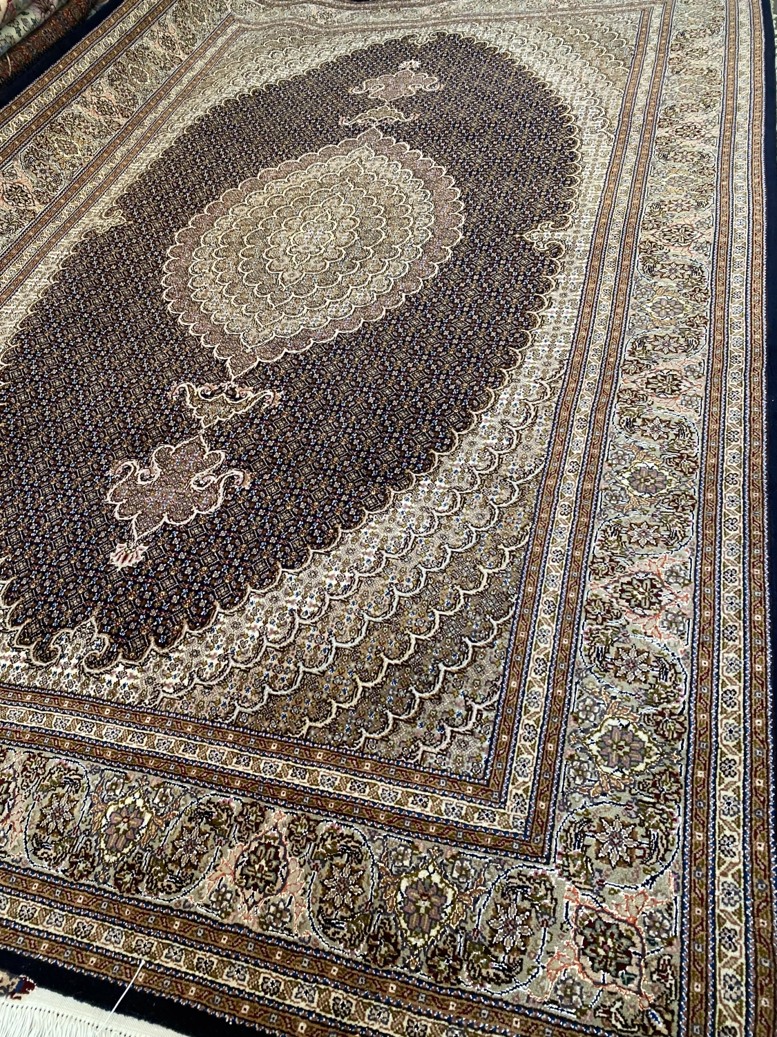 carpet-farshboom-8186139216