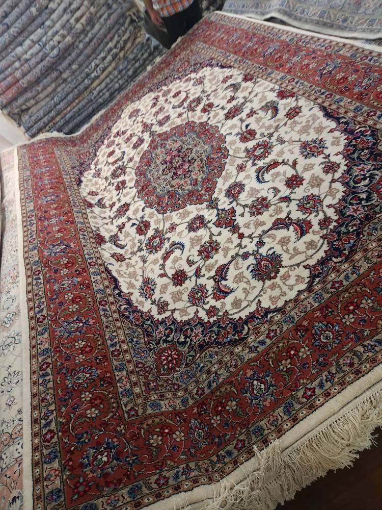 carpet-farshboom-8258641671