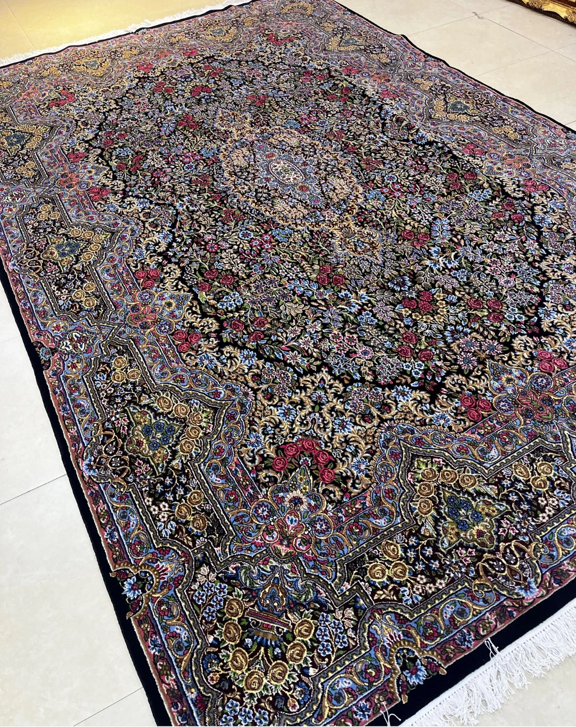 carpet-farshboom-8444901864