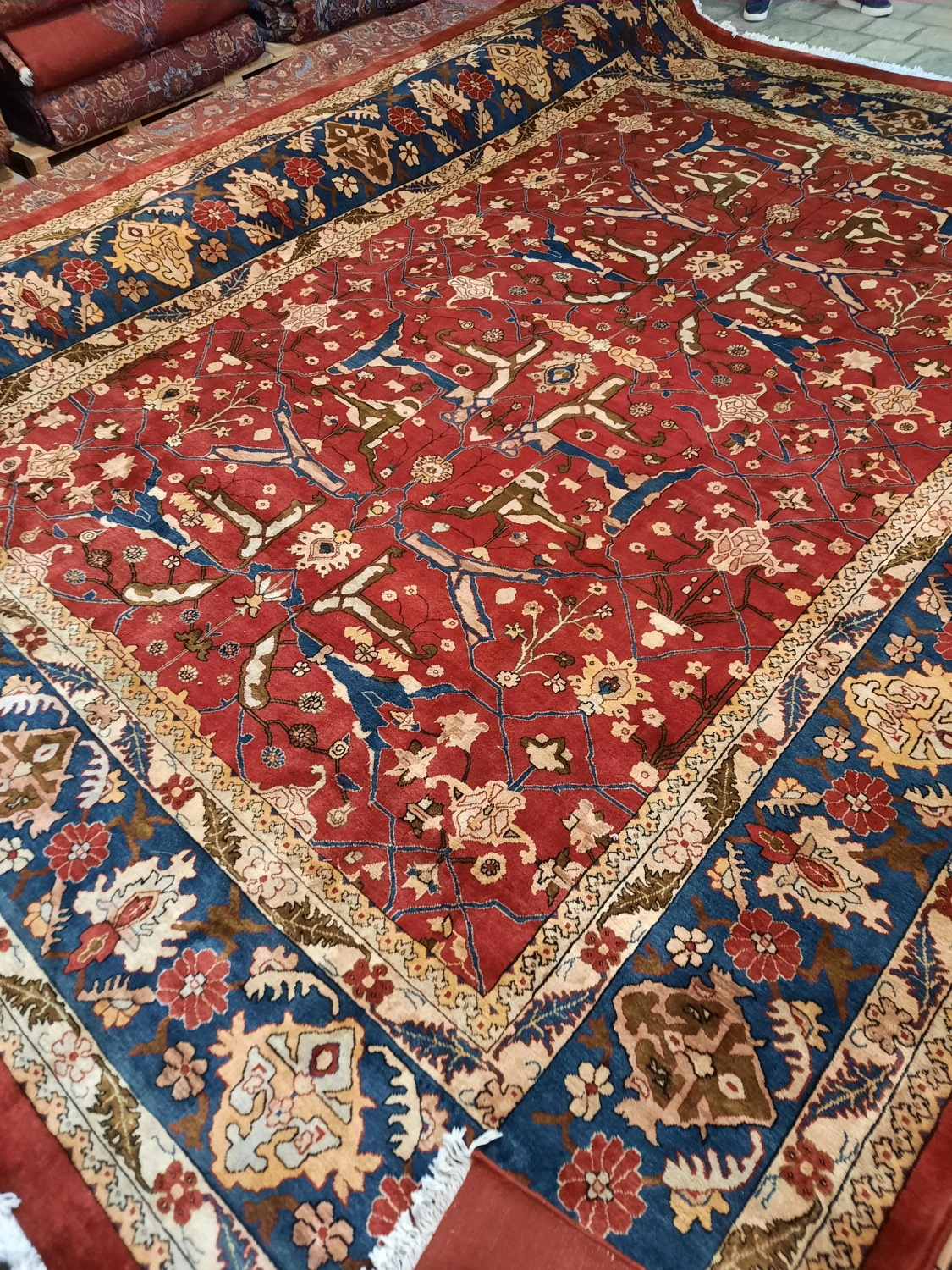 carpet-farshboom-1054107328