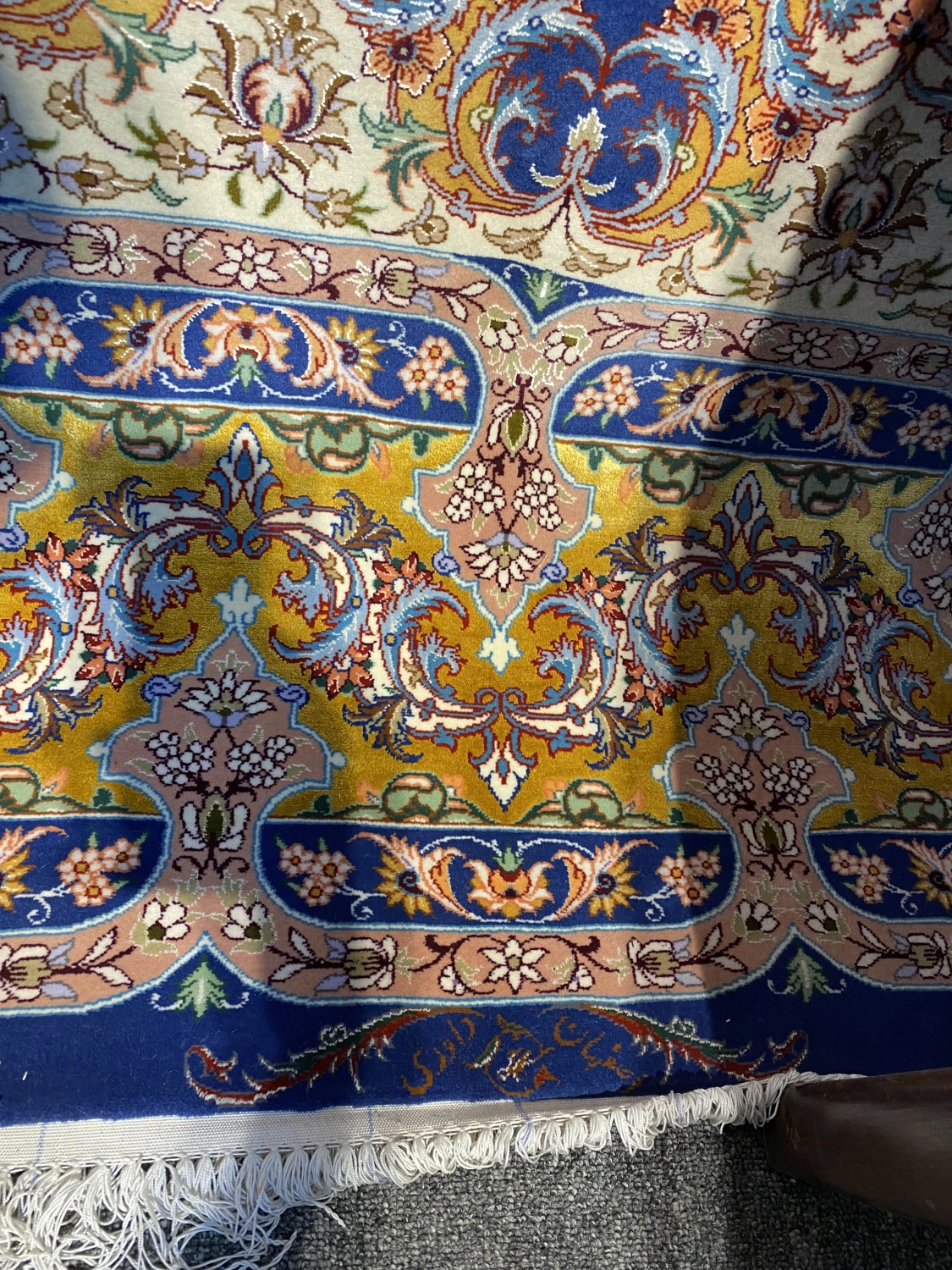 carpet-farshboom-1182304163