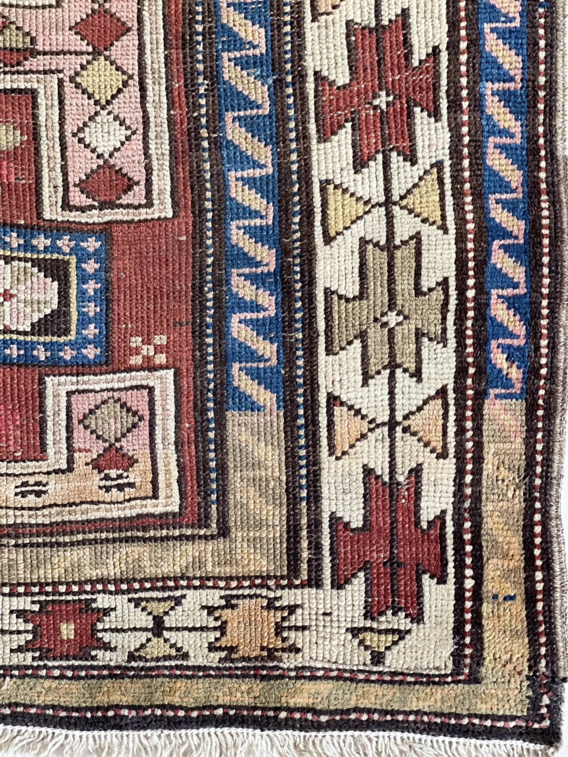 carpet-farshboom-1630040688