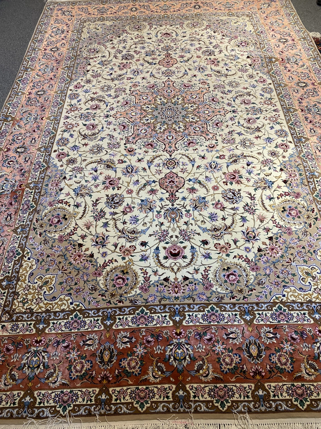 carpet-farshboom-1861132378