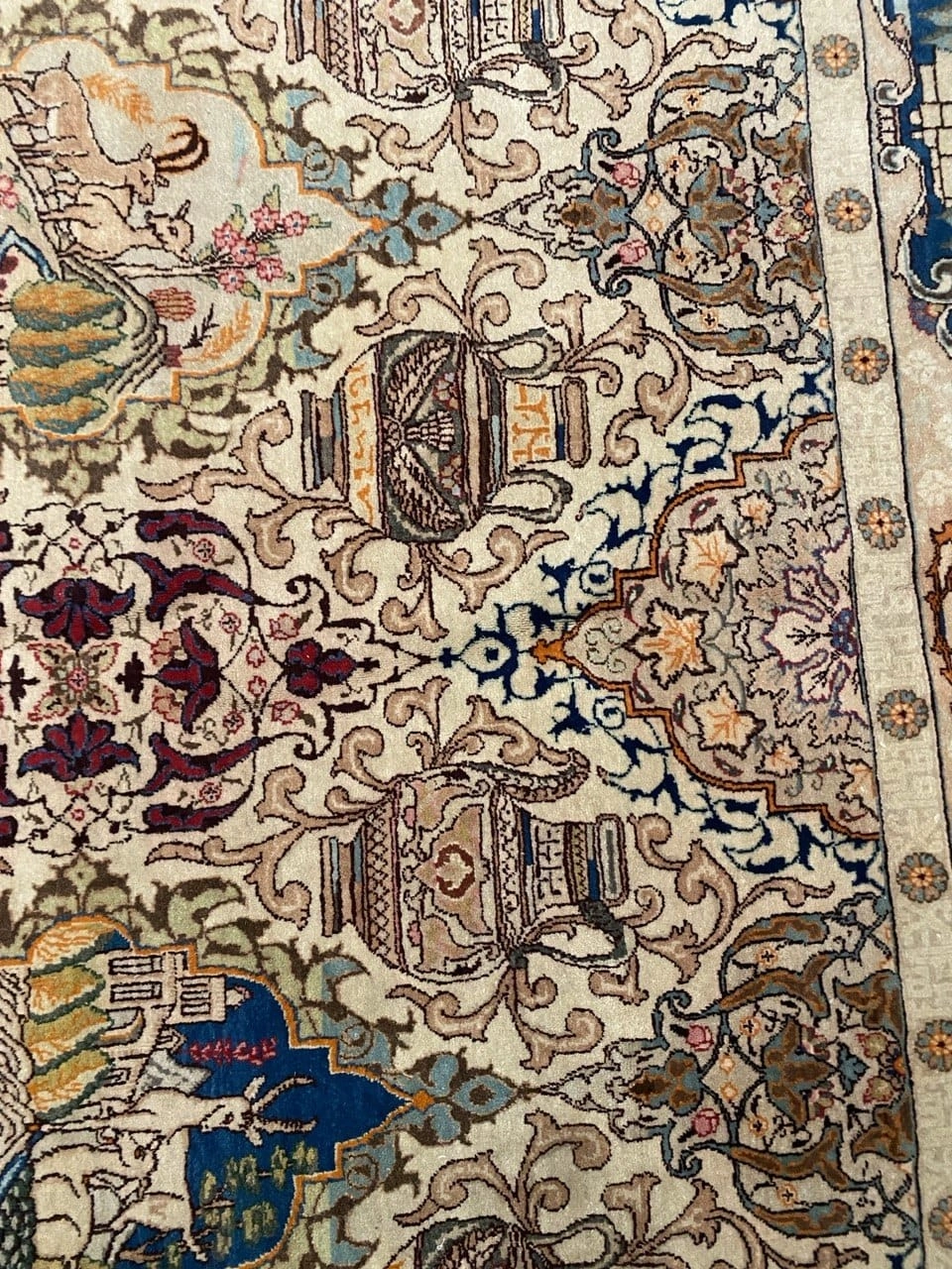 carpet-farshboom-1894395191