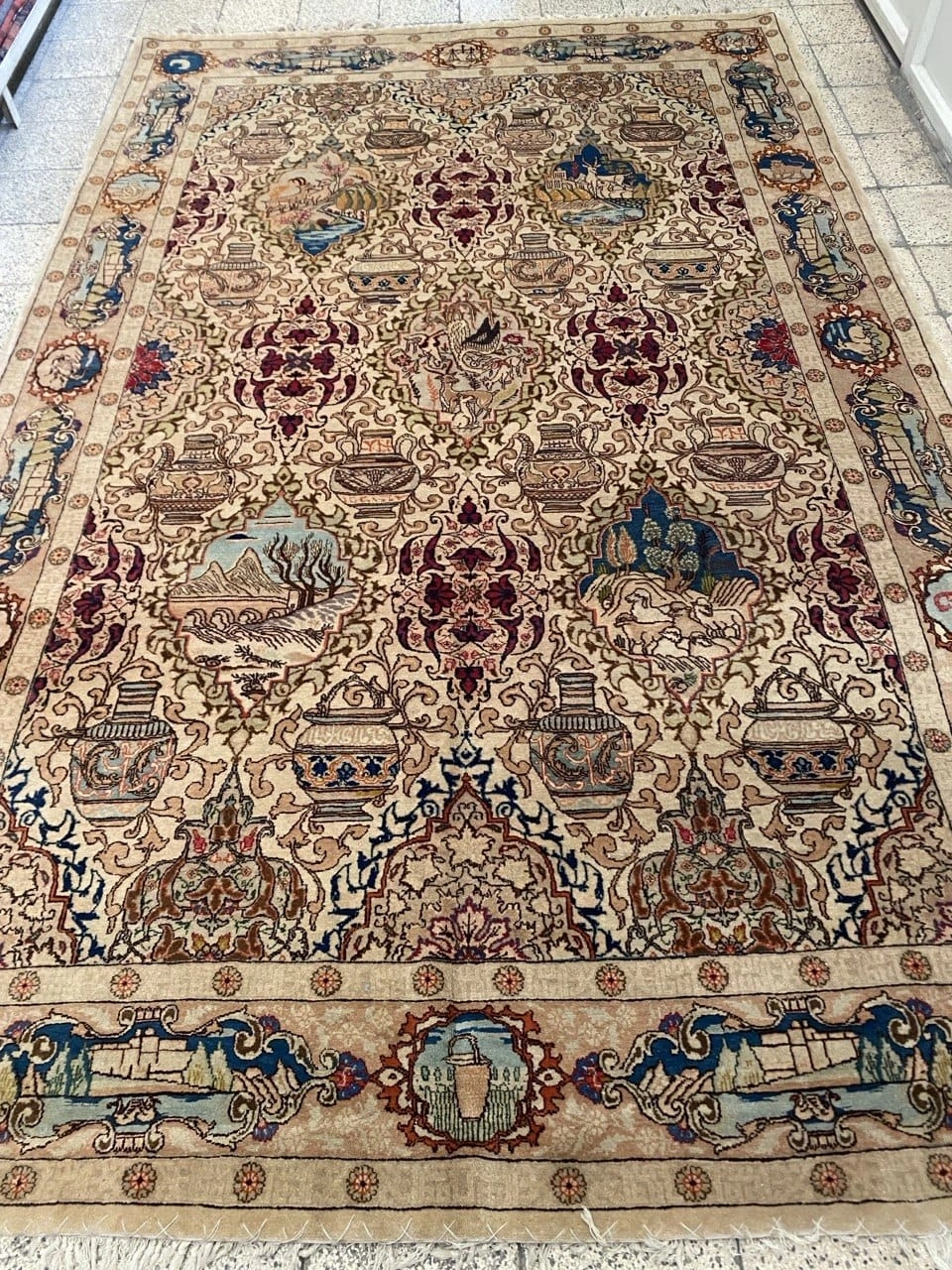 carpet-farshboom-2160465679