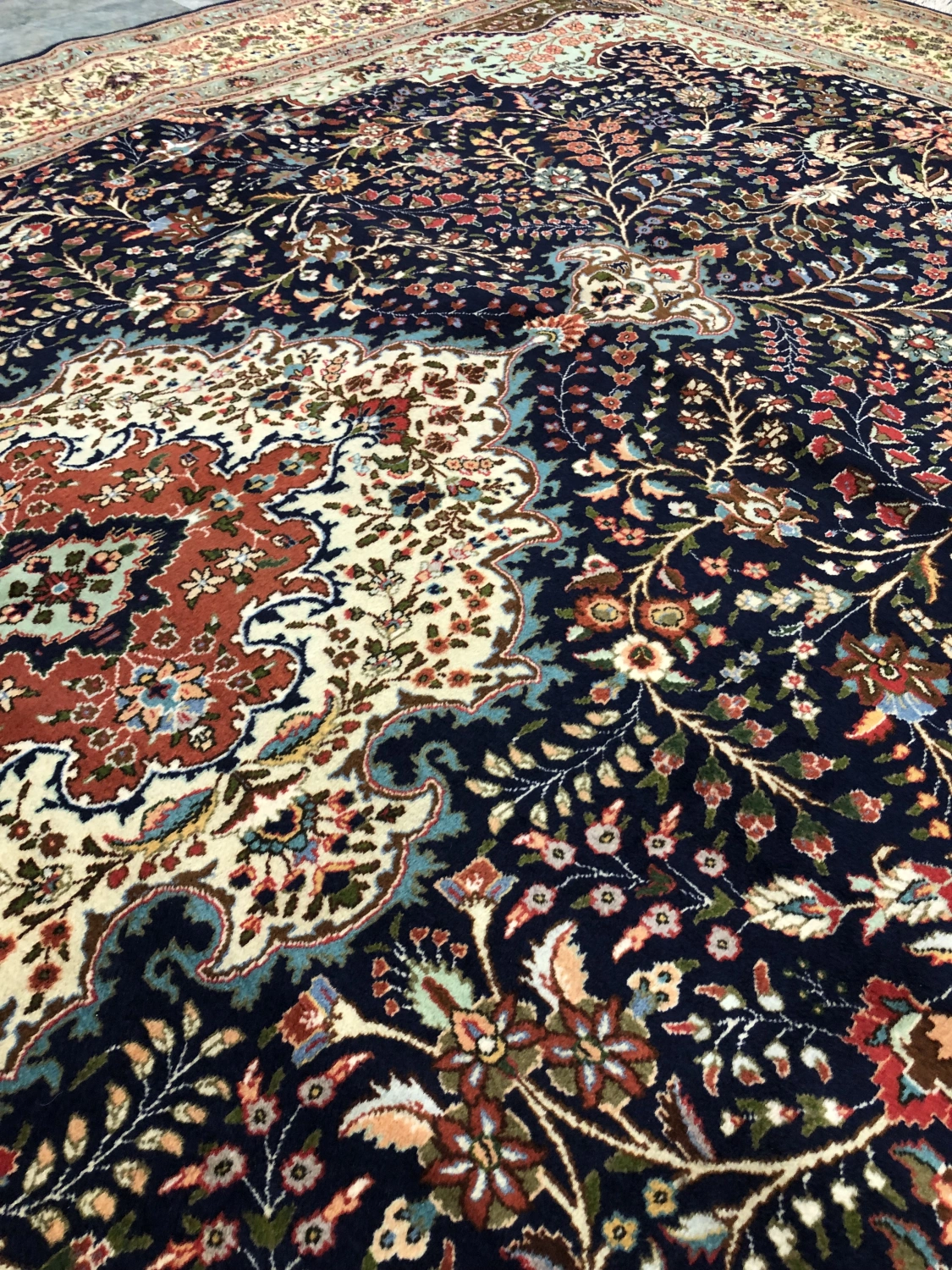 carpet-farshboom-6234479414