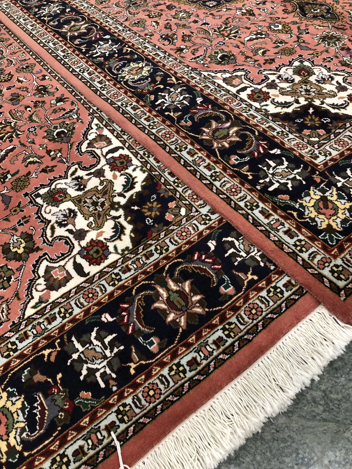 carpet-farshboom-7550473772