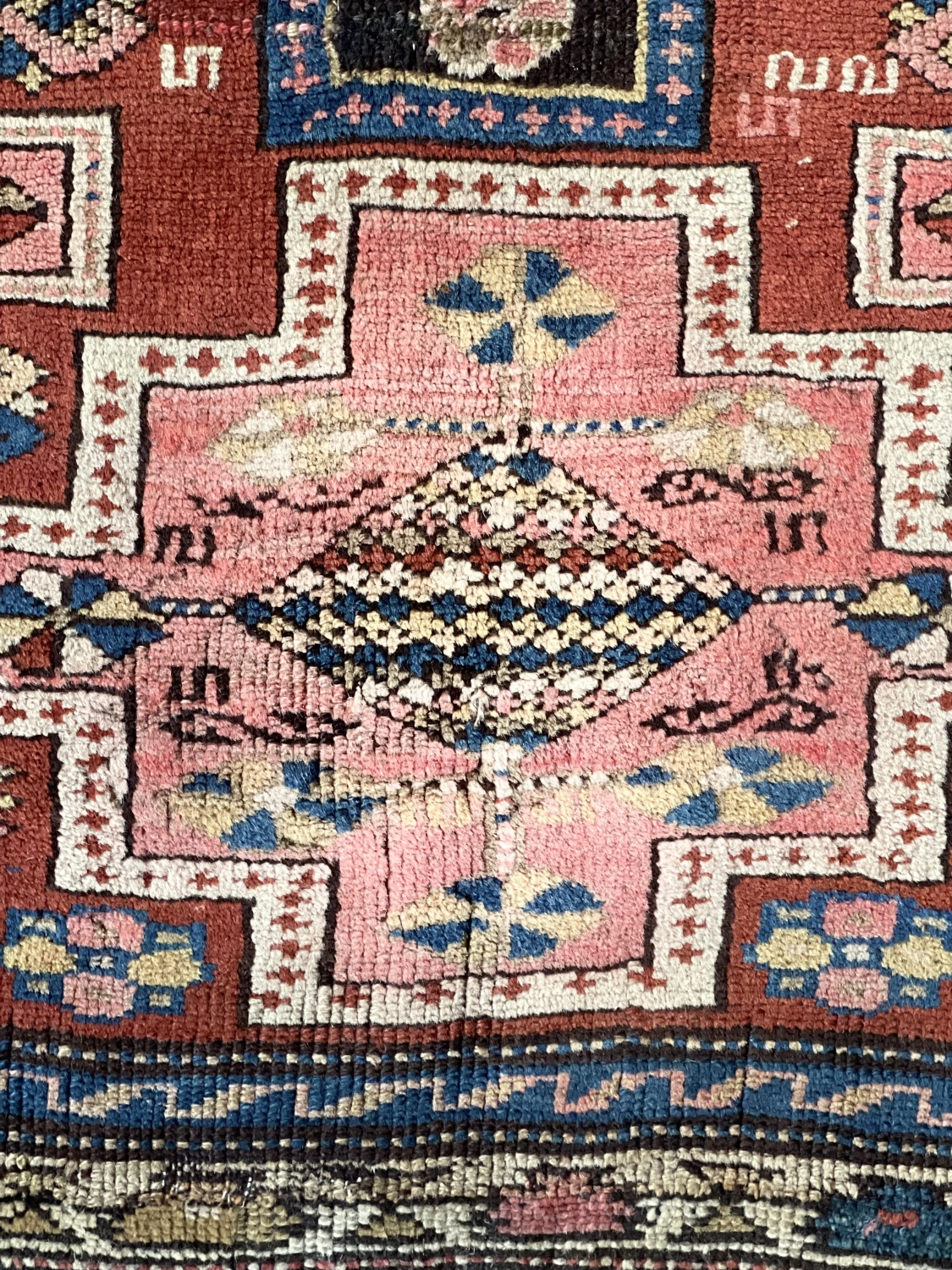 carpet-farshboom-8037430251